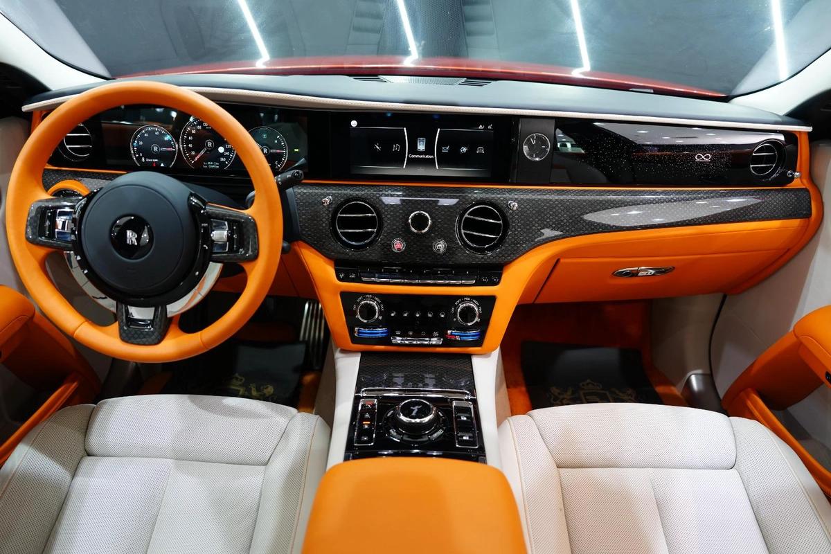 Rolls-Royce Ghost Black Badge 2023-5-5