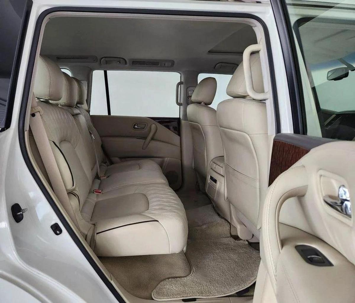 Nissan Patrol SE T1 5.6L 5.6L-8CYL UPGRADED WITH 2023 KIT - EXCELLENT CONDITION-8-8
