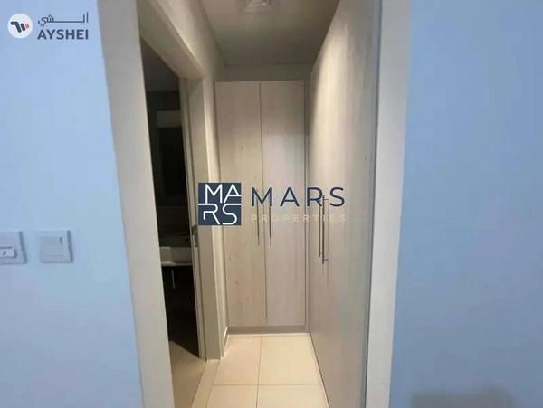 Spacious 3 bedrooms in single row available for rent in nasma residence for 100,000 AED yearly