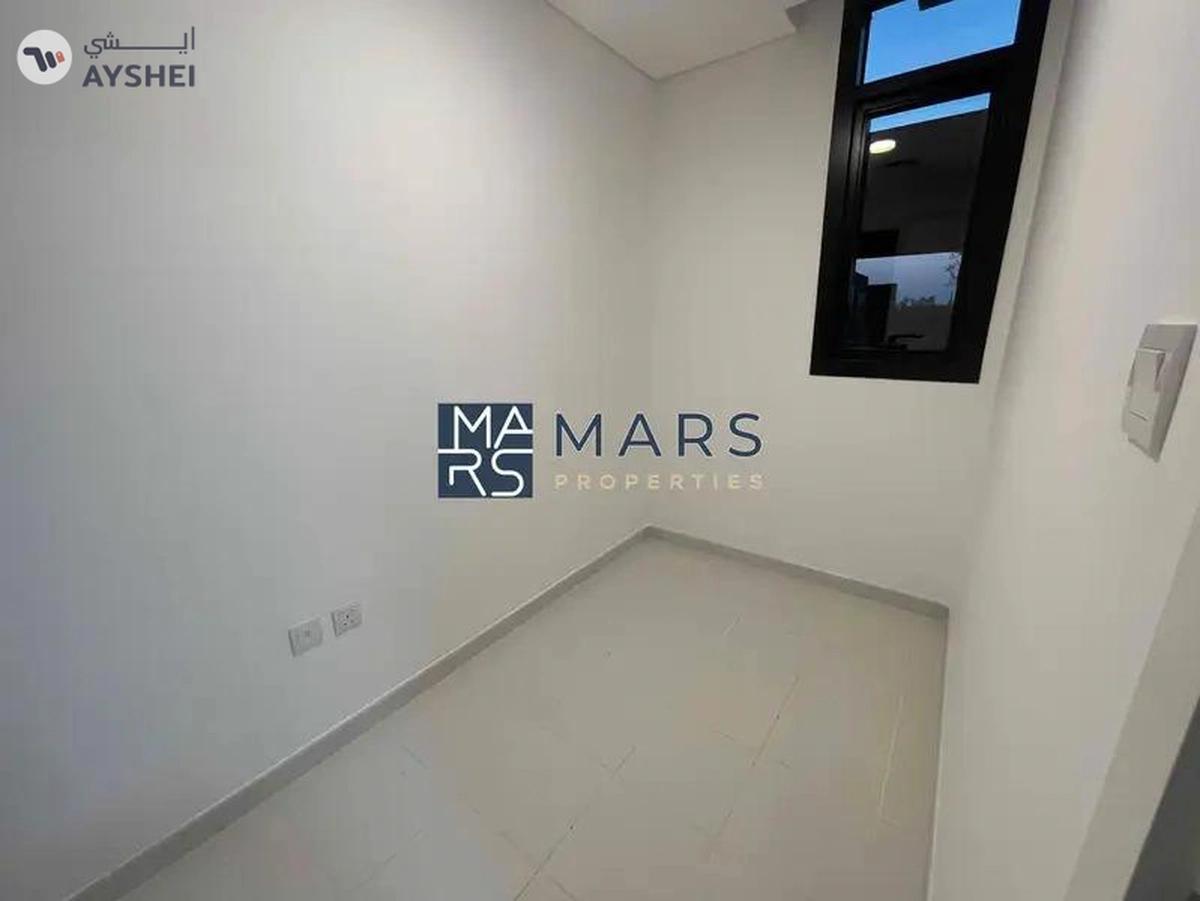 Spacious 3 bedrooms in single row available for rent in nasma residence for 100,000 AED yearly-3-3