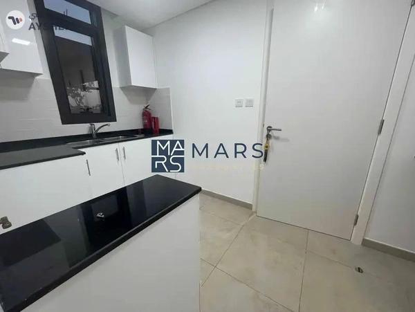 Spacious 3 bedrooms in single row available for rent in nasma residence for 100,000 AED yearly
