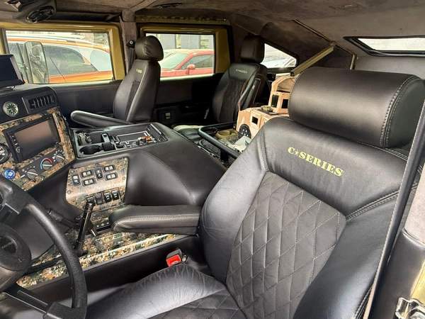 Hummer H1 Off-Road SUV