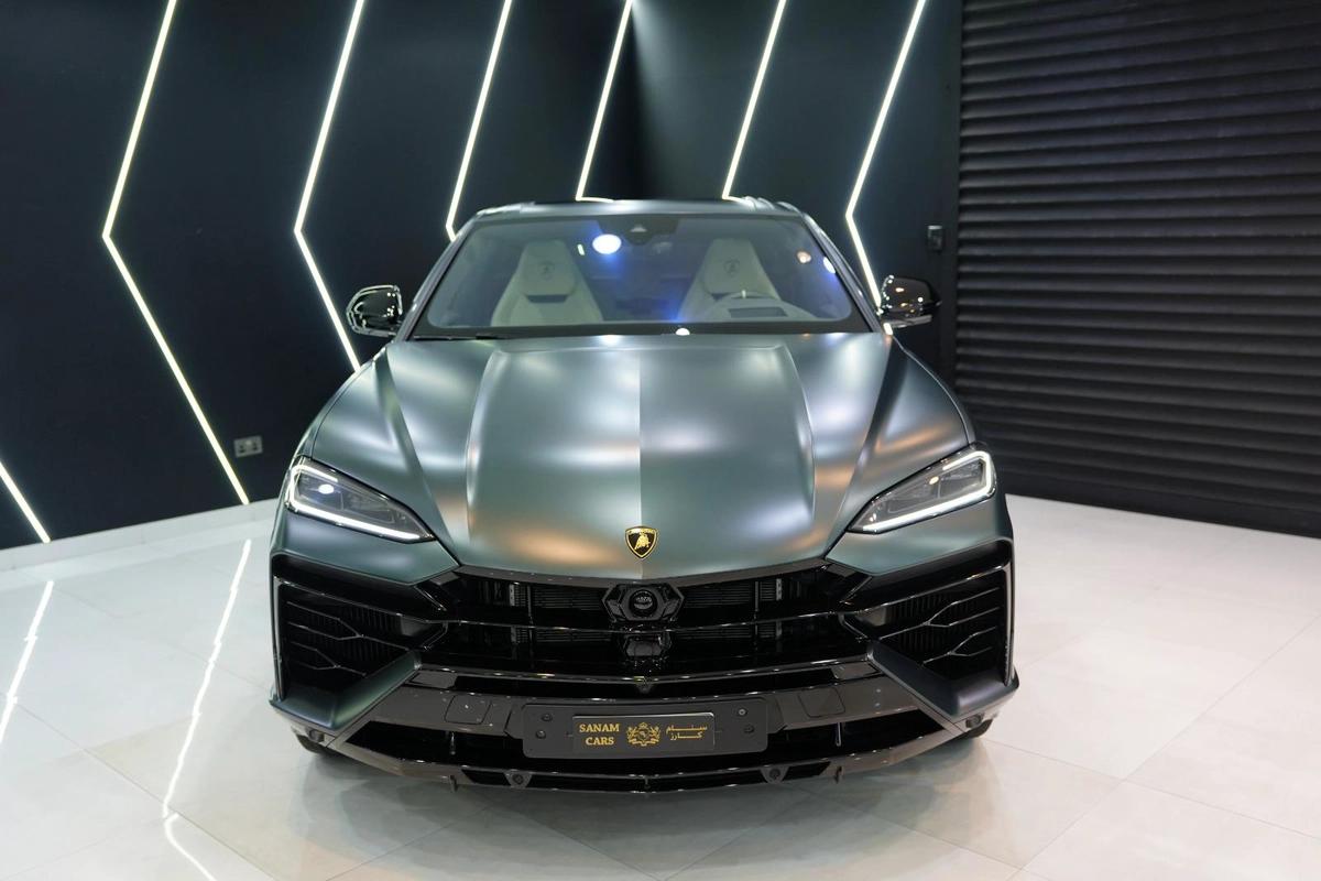 Lamborghini Urus SE 2025-1-1