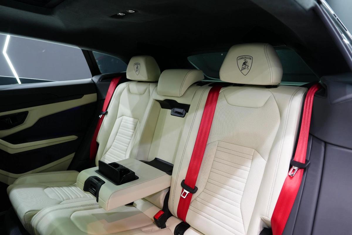 Lamborghini Urus SE 2025-8-8
