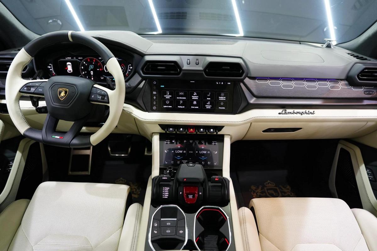 Lamborghini Urus SE 2025-5-5