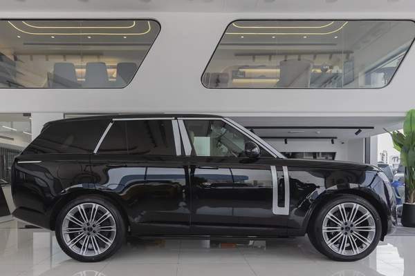 Land Rover | Range Rover | Autobiography P530 | GCC | VIPSeat | Automatic side steps | 2026 (EXPORT)