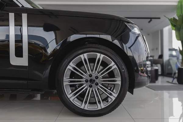 Land Rover | Range Rover | Autobiography P530 | GCC | VIPSeat | Automatic side steps | 2026 (EXPORT)