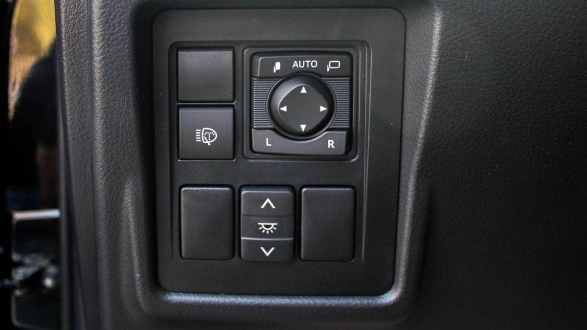 Toyota Prado PRADO VX 4.0L V6 PETROL-13-13