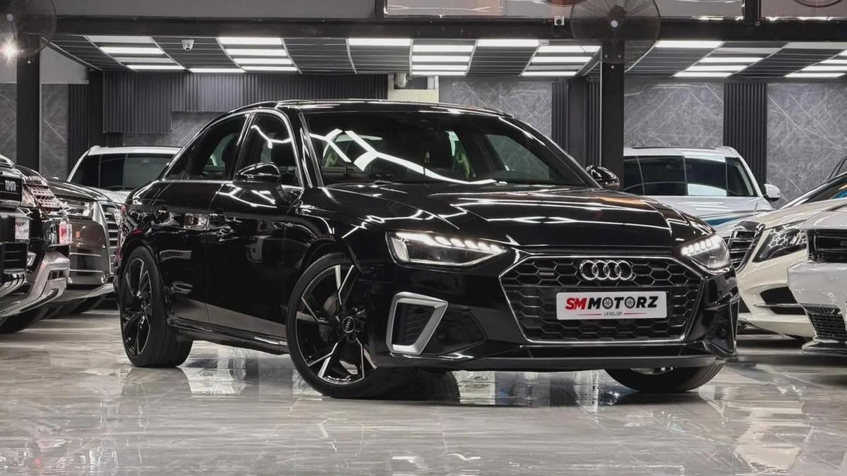 2022 AUDI A4 40TFSI SLINE MINT CONDITION WITH FINANCE AND WARRANTY AVAILABLE-0-0