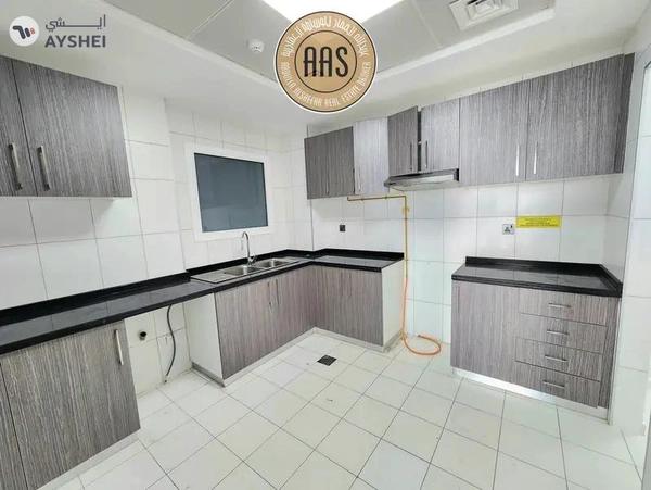 Direct from owner/spacious 1bhk with storage/no commission/rent75k/arjan dubai
