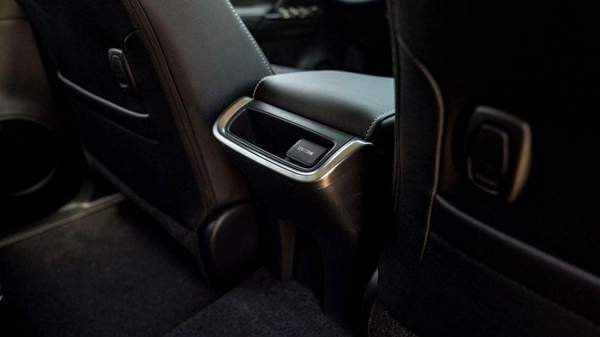 Toyota Fortuner TOYTA FORTUNER 2.8 DIESEL FULL PTION AT 4X4