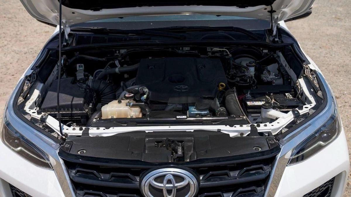 Toyota Fortuner TOYTA FORTUNER 2.8 DIESEL FULL PTION AT 4X4-19-19