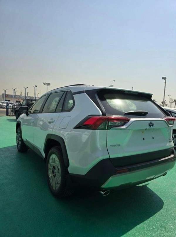 Toyota RAV4 ADVENTURE 2.5L HYBRID WITH RADAR 2025 GCC