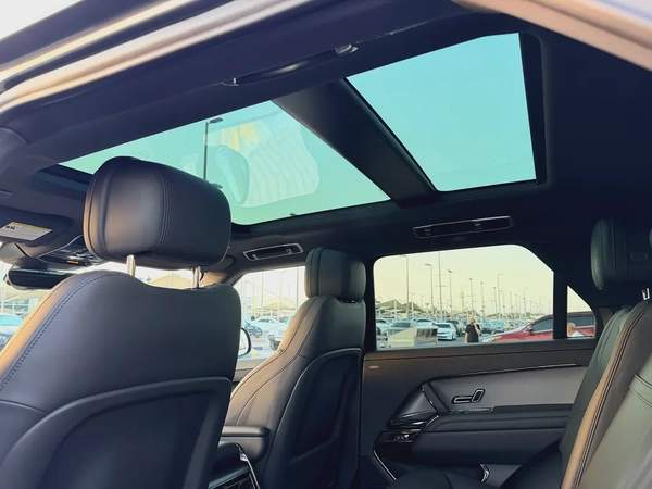 2024 Land Rover Range Rover Sport SE Dynamic - American Specs - Brand New!