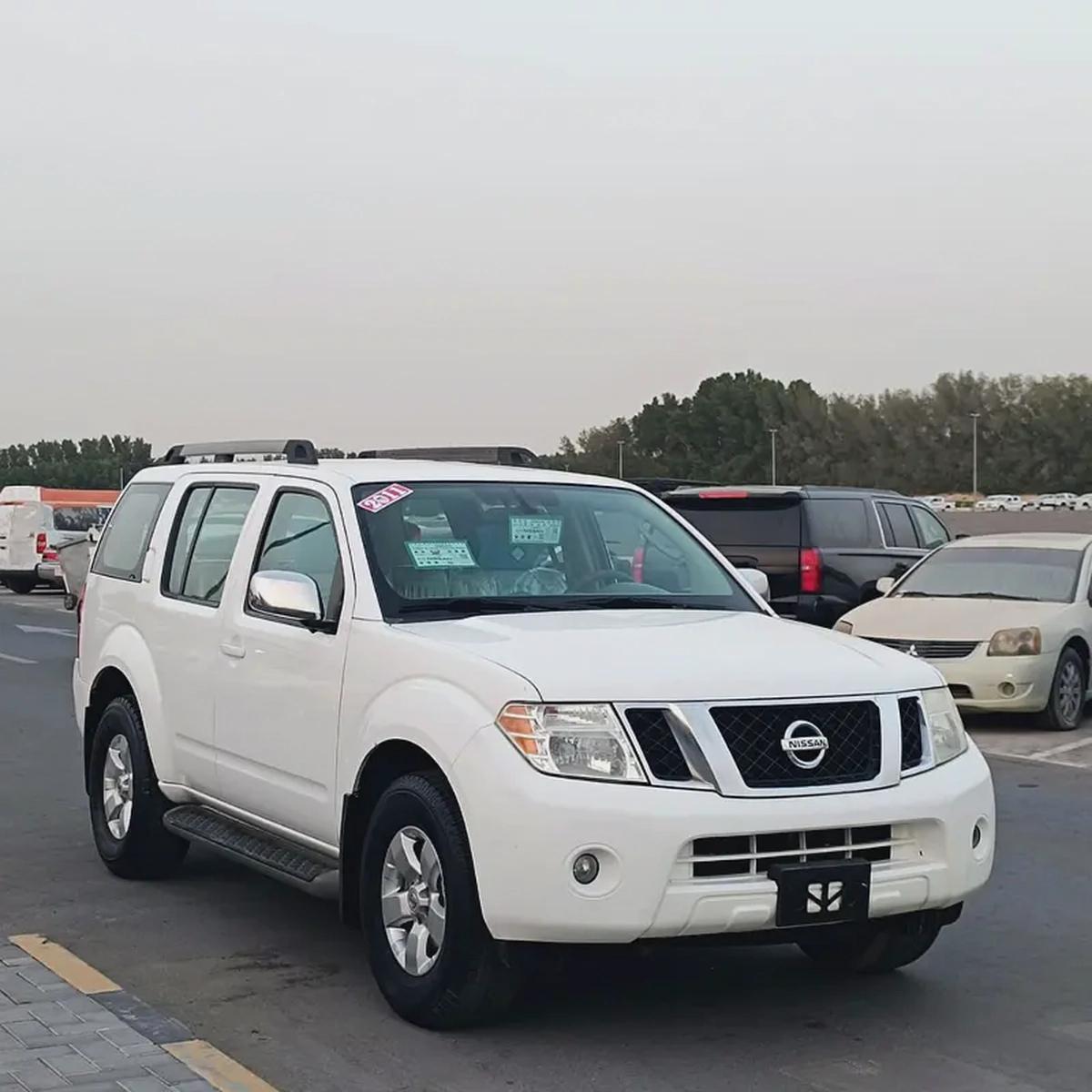 Nissan Pathfinder SV 2011 GCC Specs-0-0