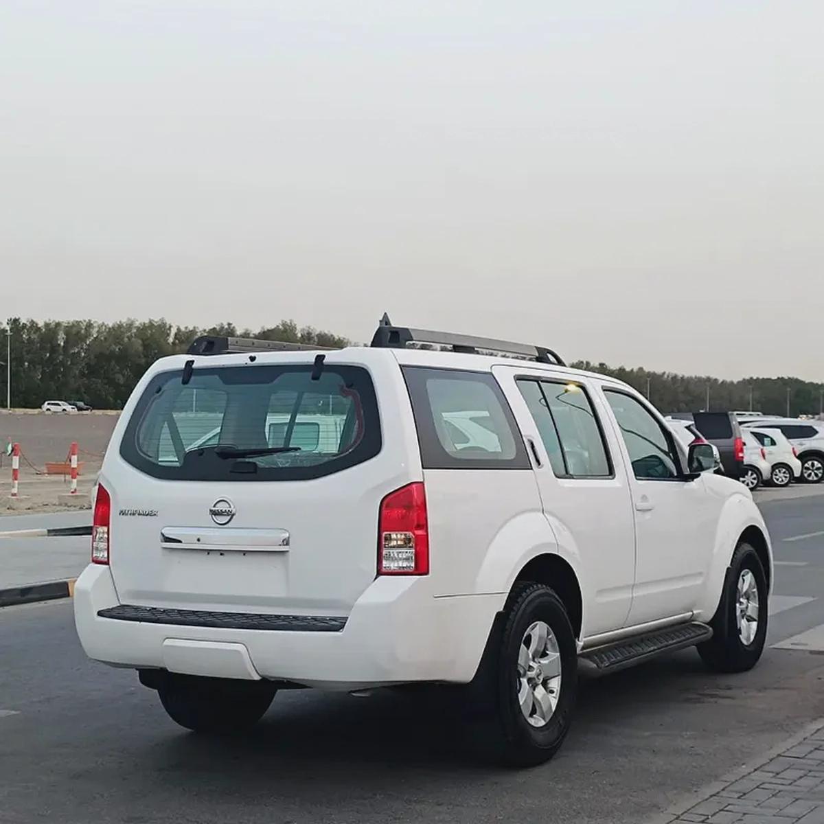 Nissan Pathfinder SV 2011 GCC Specs-4-4