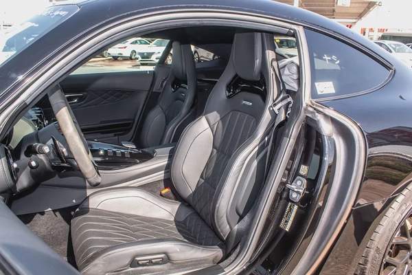 2021 - MERCEDES BENZ GT - SUPER CLEAN - ONLY 22,000 KM