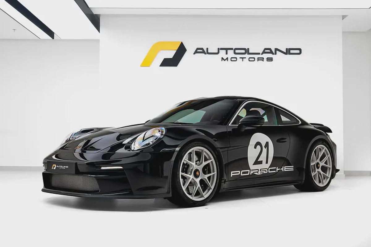 2024 PORSCHE 911 S/T N. 307 OF 1963 WITH DEALER WARRANTY-0-0