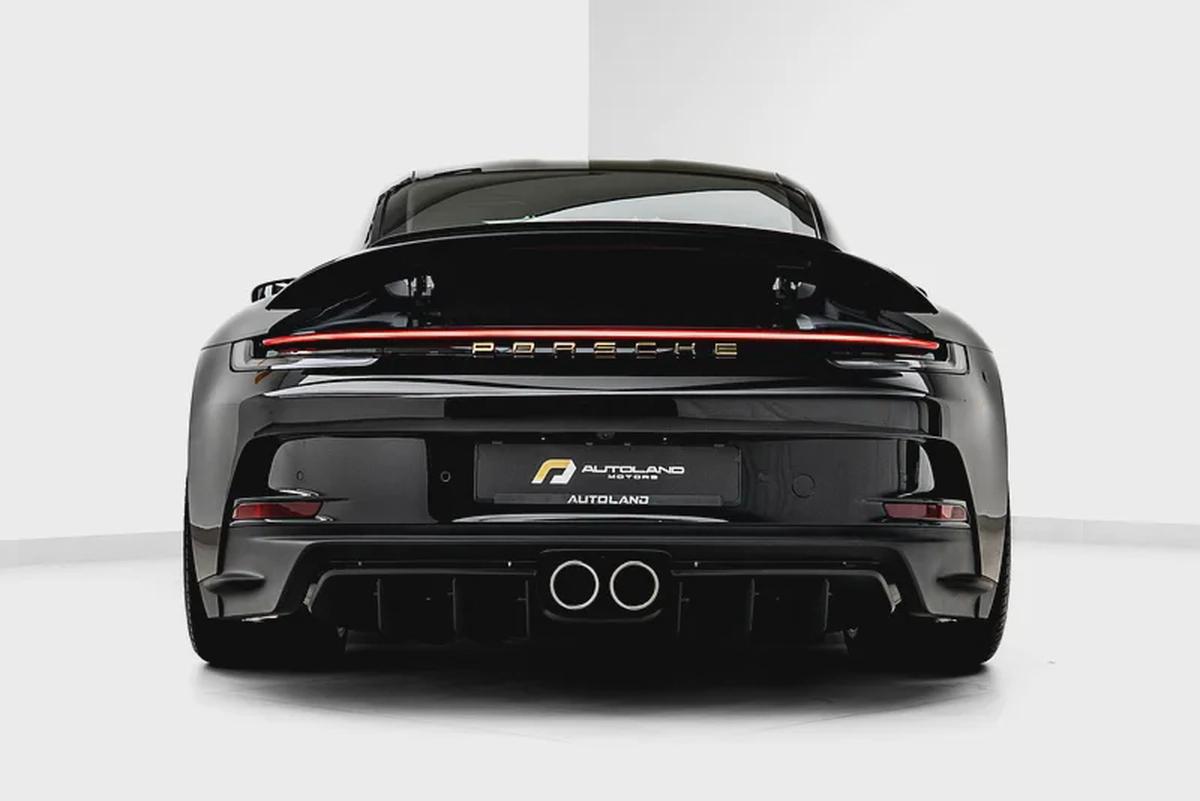 2024 PORSCHE 911 S/T N. 307 OF 1963 WITH DEALER WARRANTY-4-4