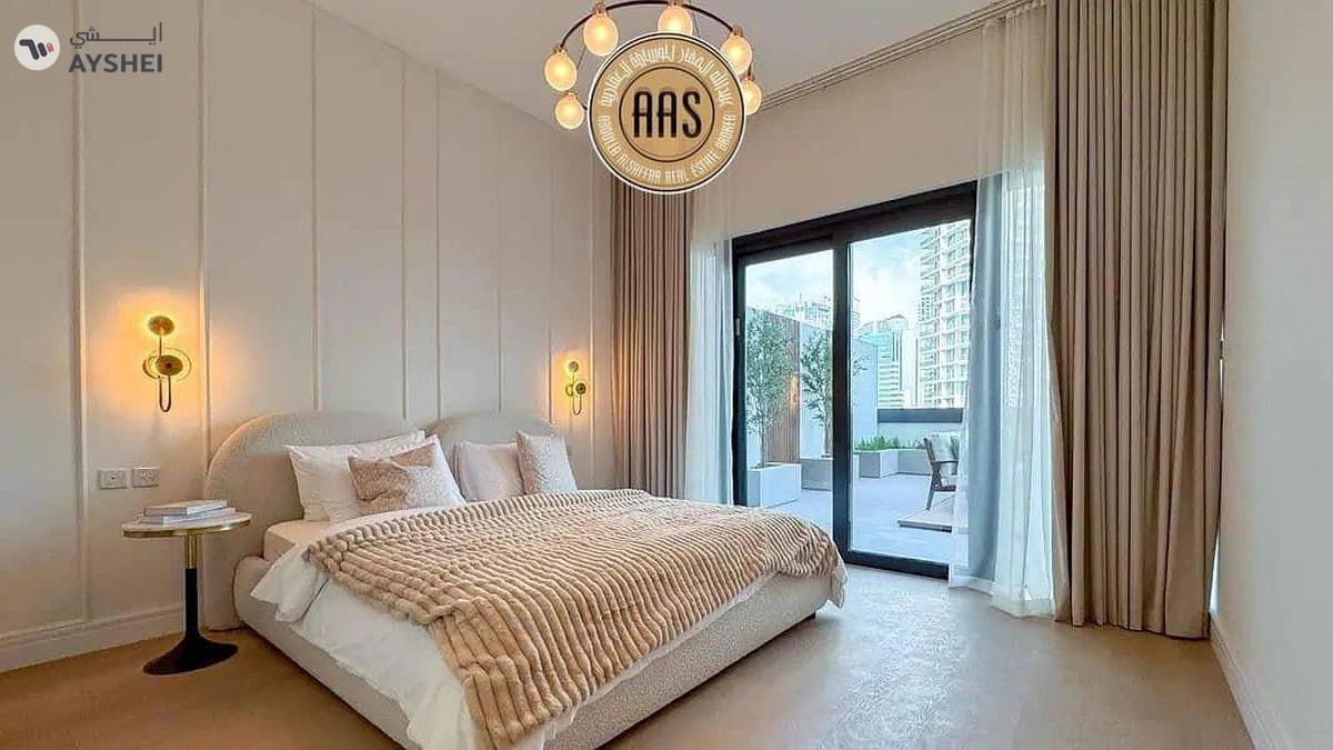 Luxurious 1-Bedroom | Burj Khalifa View | SOL Bay, Business Bay-5-5