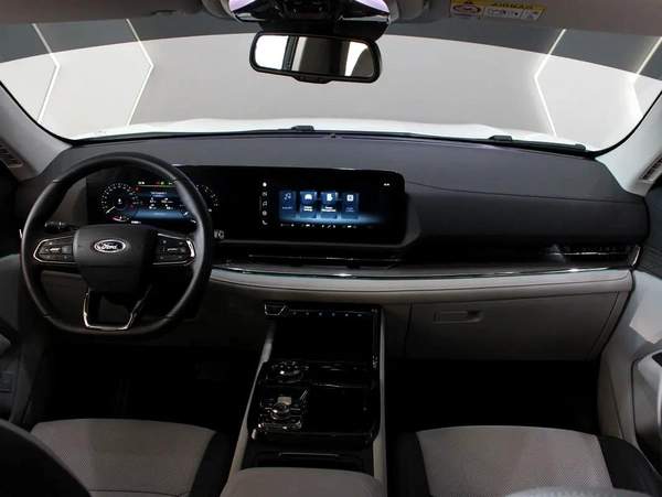 2024 - Ford Teritory Titanum V4 - GCC