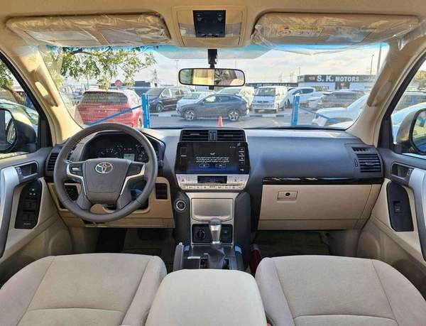 Toyota Prado GXR / 4.0L PETROL / SUNROOF / COOL BOX / DVD+CAMERA / AUTO AC / (CODE # PSR40GXRU) *RAMADAN OFFER*