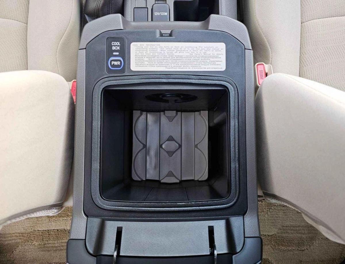 Toyota Prado GXR / 4.0L PETROL / SUNROOF / COOL BOX / DVD+CAMERA / AUTO AC / (CODE # PSR40GXRU) *RAMADAN OFFER*-16-16