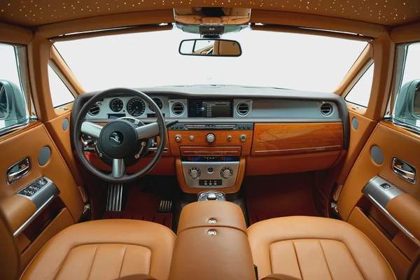 2013 ROLLS-ROYCE PHANTOM COUPE AVIATOR COLLECTION