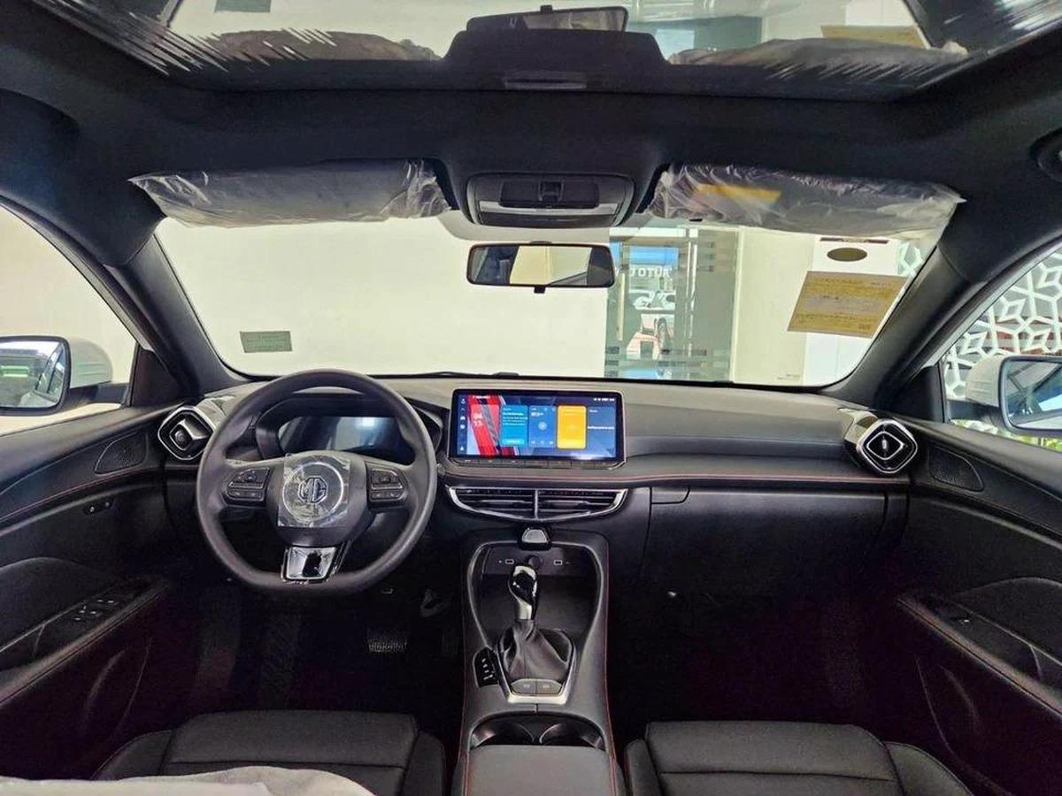MG 5 LIMITED STOCK ONLY - COMFORT 1.5L SUNROOF - LEATHER INTERIOR - 360 DEGREE CAMERA - SUNROOF-5-5
