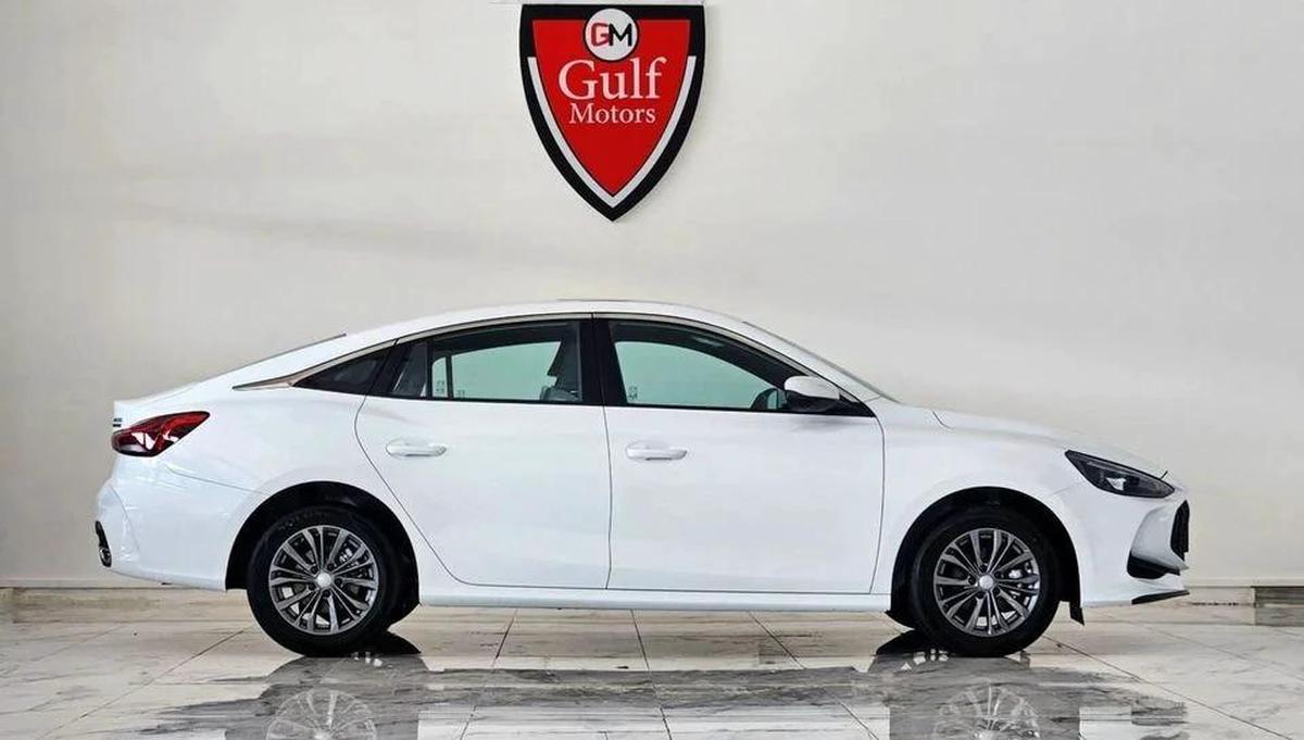 MG 5 LIMITED STOCK ONLY - COMFORT 1.5L SUNROOF - LEATHER INTERIOR - 360 DEGREE CAMERA - SUNROOF-4-4