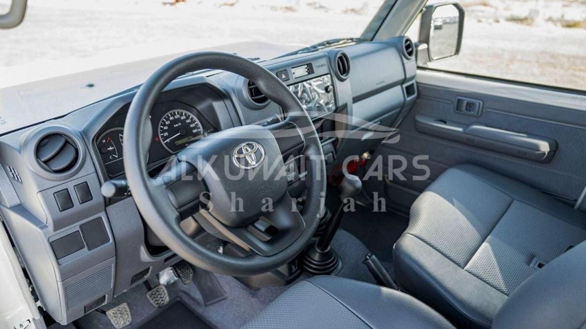 Toyota Land Cruiser 70 Land Cruiser Hard Top LC76 4.2D MT 5door MY2024-10-10