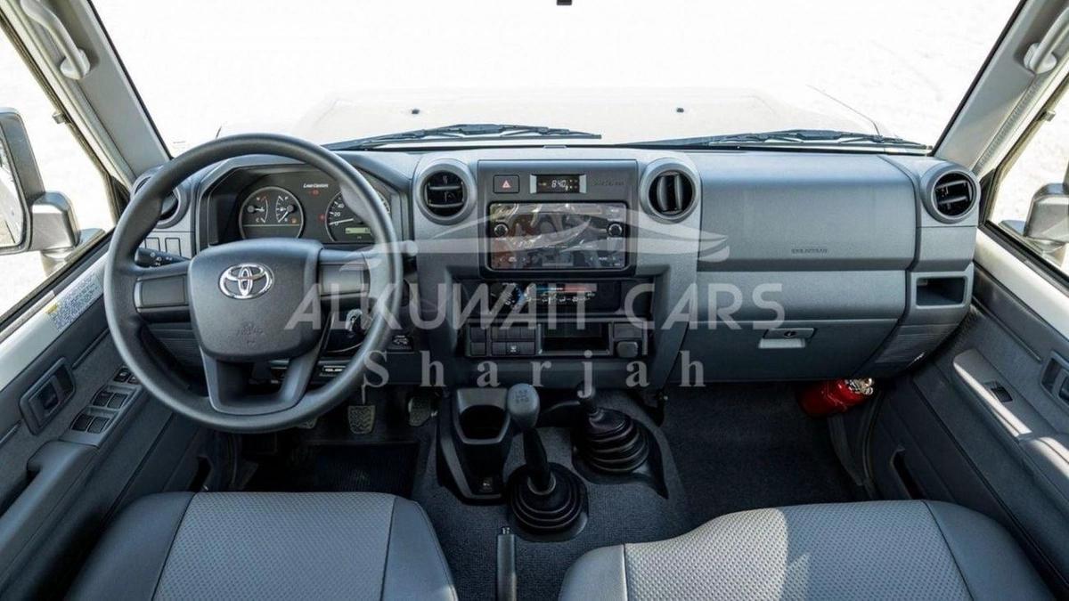 Toyota Land Cruiser 70 Land Cruiser Hard Top LC76 4.2D MT 5door MY2024-11-11