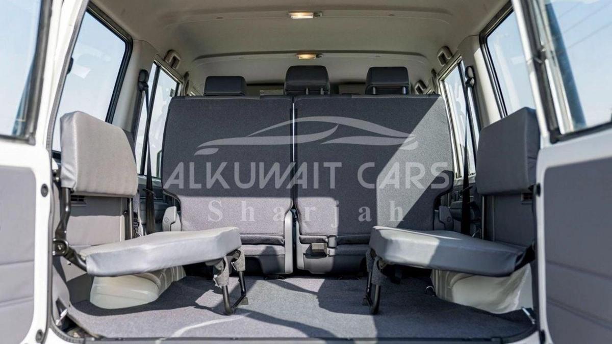 Toyota Land Cruiser 70 Land Cruiser Hard Top LC76 4.2D MT 5door MY2024-12-12