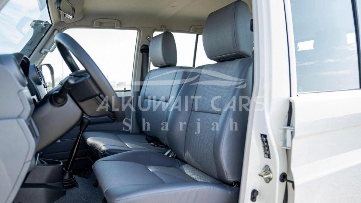 Toyota Land Cruiser 70 Land Cruiser Hard Top LC76 4.2D MT 5door MY2024-13-13