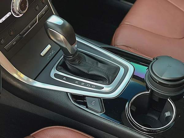 AED 1,045 P.M | Ford Edge 3.5 V6 Titanium 2017 - GCC Specs -under warranty | ORIGINAL PAINT