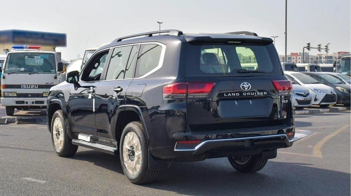Toyota Land Cruiser land cruiser vxr diesel 3.3L MY2024-4-4