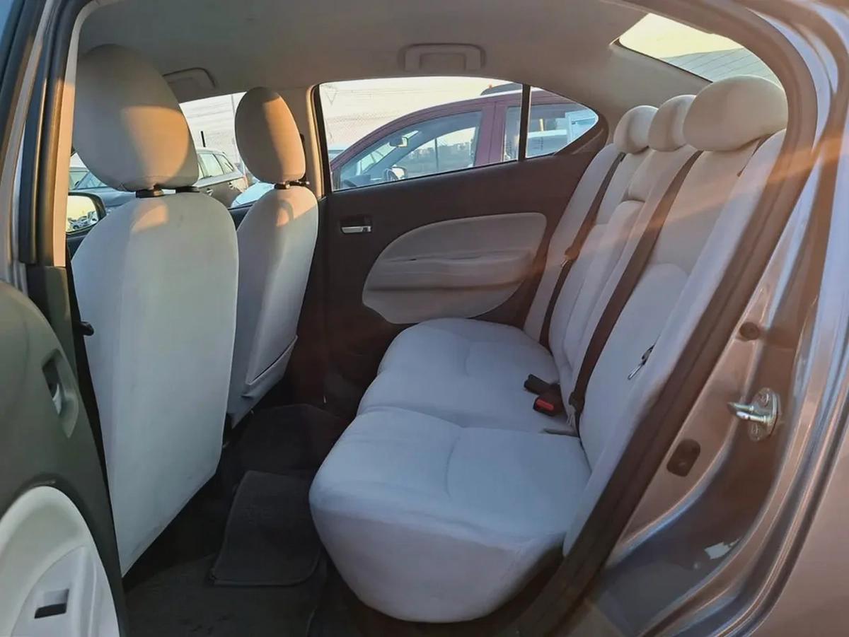 MITSUBISHI ATTRAGE 2022-9-9