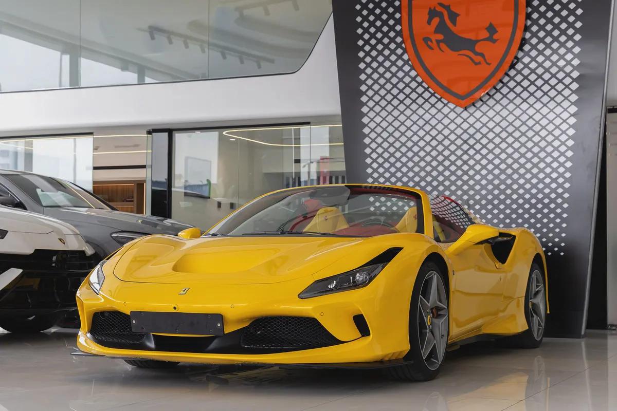 Ferrari F8 Spider | Pristine | Fully Carbon Interior Exterior | Carbon Steering Paddles-2-2