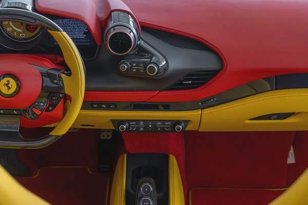 Ferrari F8 Spider | Pristine | Fully Carbon Interior Exterior | Carbon Steering Paddles