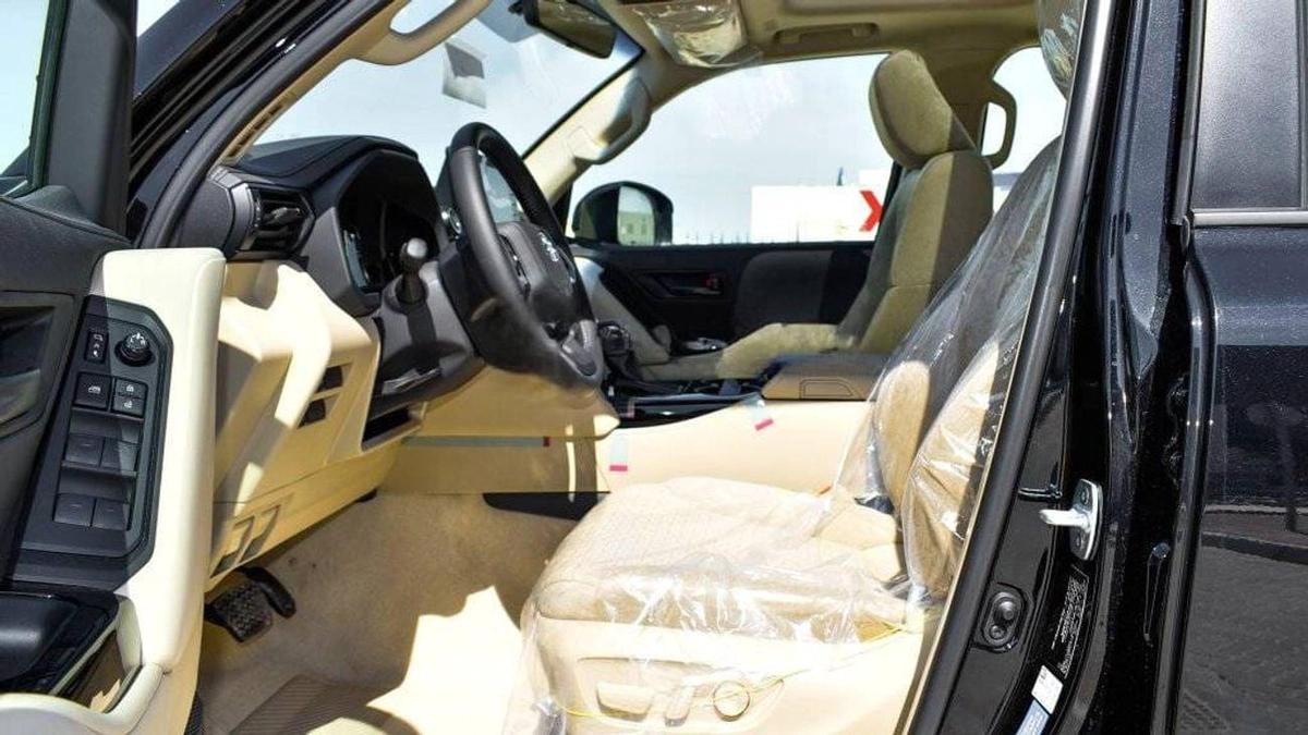 Toyota Land Cruiser GXR 4.0L 2025-11-11