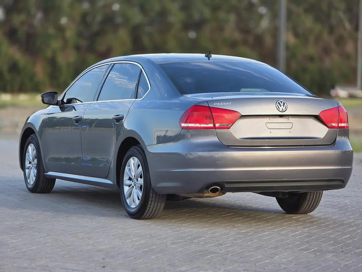 2015 Volkswagen Passat S - GCC Specs - Reliable and Well-Maintained-7-7