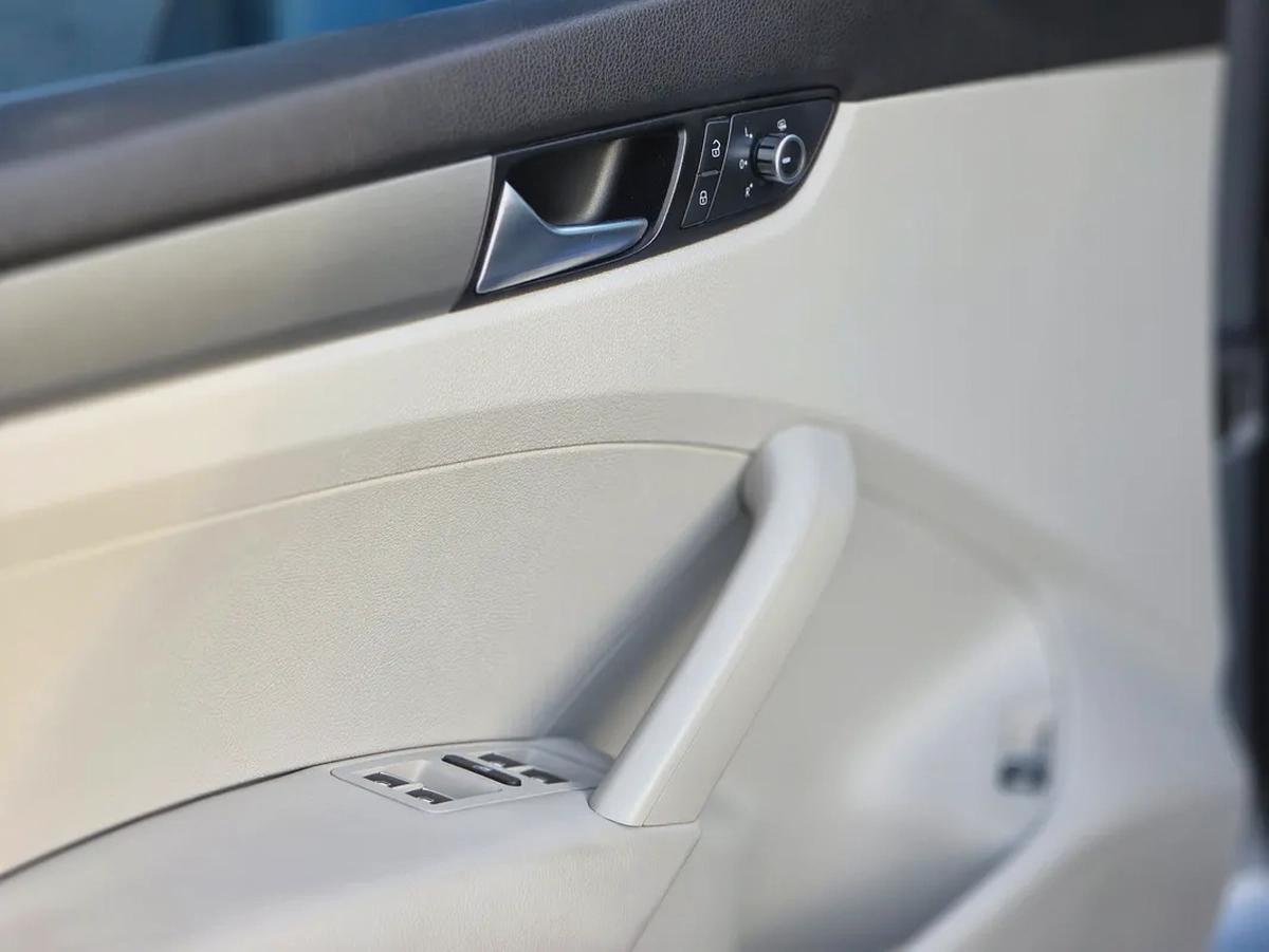 2015 Volkswagen Passat S - GCC Specs - Reliable and Well-Maintained-14-14