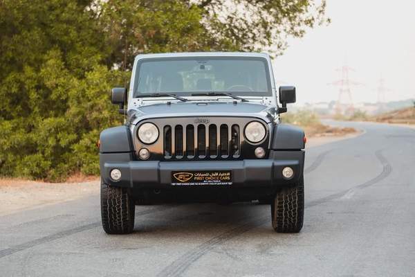 AED 2,122/Month | Jeep Service History | Free Warranty | GCC Specs | REF#J01654