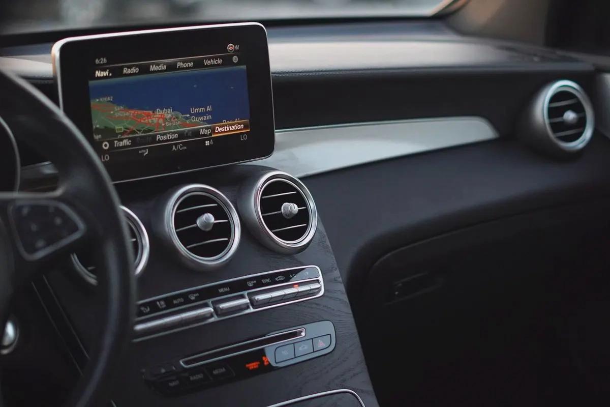 MERCEDES GLC300 COUPE AMG 2018-10-10