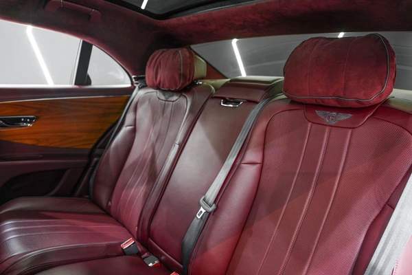 Bentley Continental Flying Spur V8