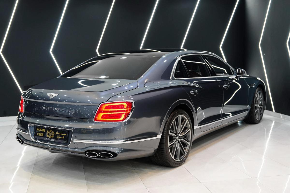 Bentley Continental Flying Spur V8-2-2