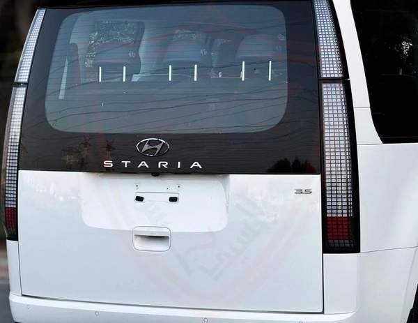 Used Hyundai Staria 2023