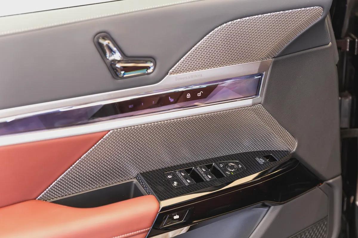 BMW 7-Series 735i 2026 - GCC Specs - Like New!-6-6