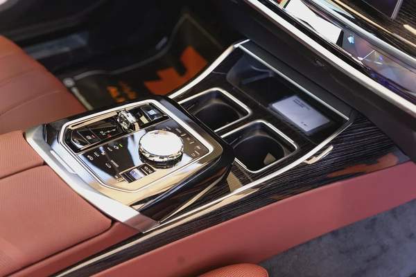 BMW 7-Series 735i 2026 - GCC Specs - Like New!