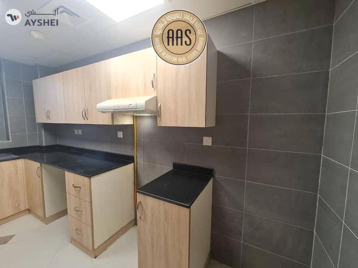 Dream Home Prime Location 2Bhk Close Kitchen 80k Full Facilities-3-3